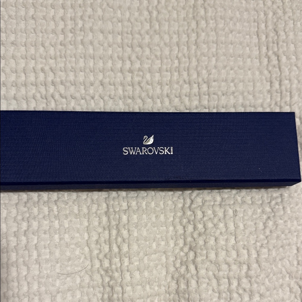 Swarovski Bracelet Rose Gold New with Box - Picture 2 of 5